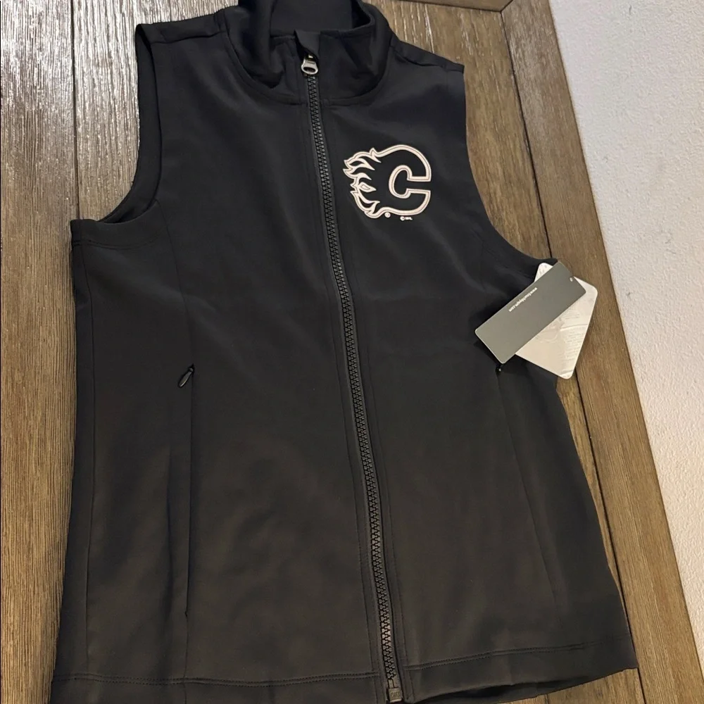 NWT [Touch by Alyssa Milano] Calgary Flames NHL Zip-Up Activewear Vest Womens M - Picture 3 of 13